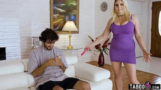 Stepmom MILF Christie Stevens wanted her stepson to excersise more